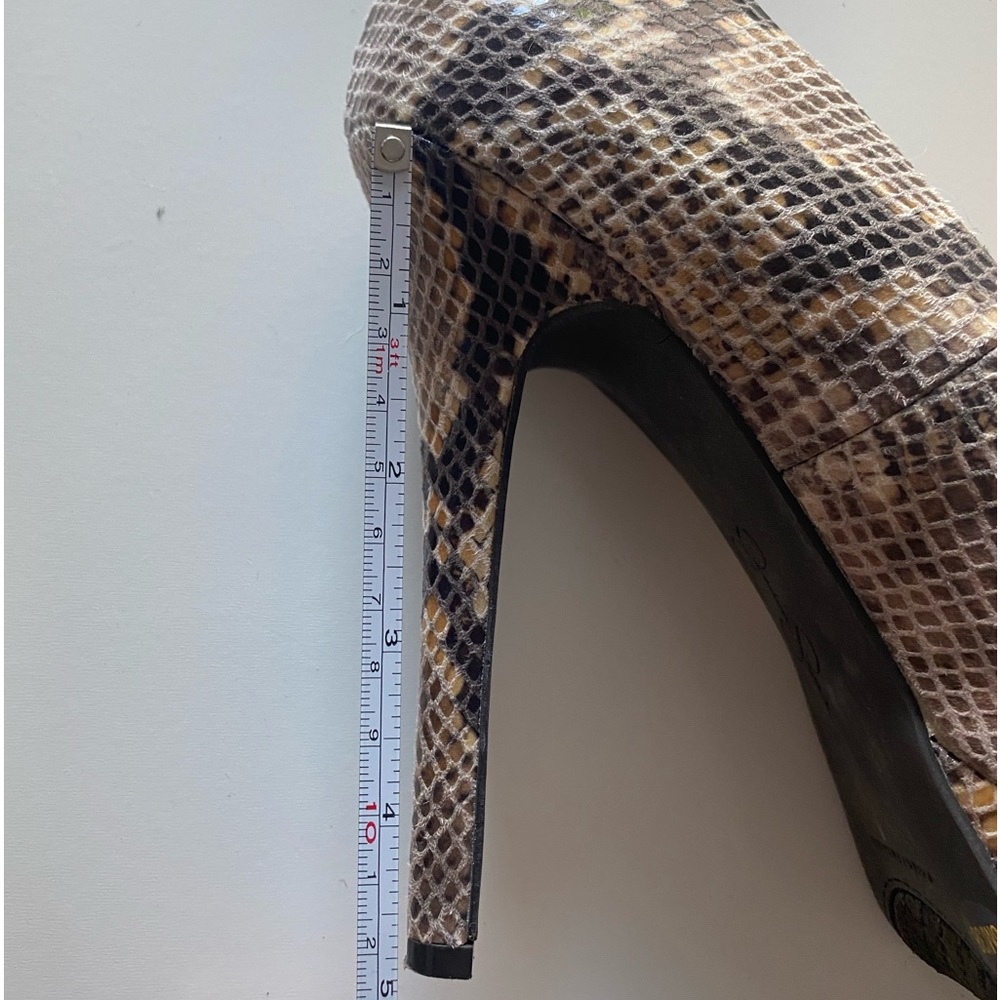Jessica Simpson Pumps - Picture 16 of 16